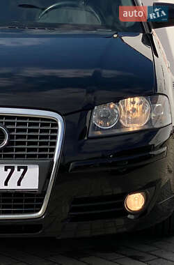 Хэтчбек Audi A3 2006 в 