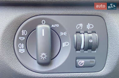 Хэтчбек Audi A3 2006 в 