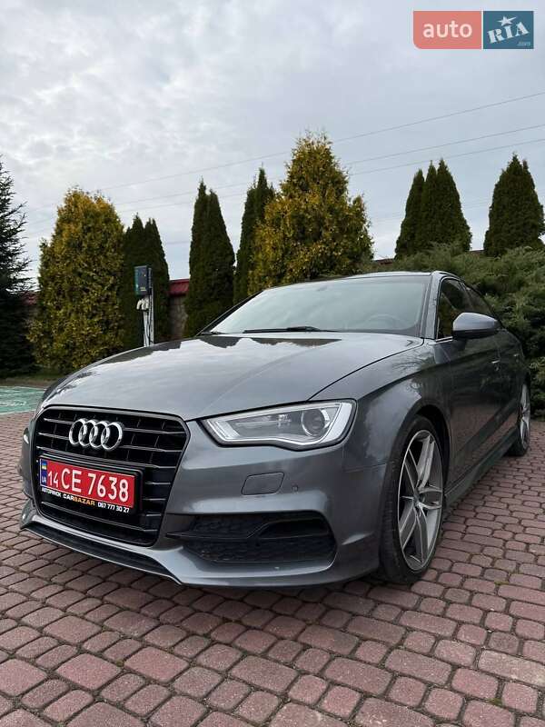 Седан Audi A3 2016 в Львове