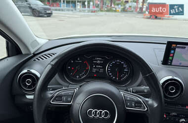 Седан Audi A3 2015 в 