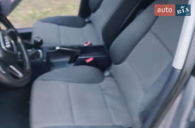 Хэтчбек Audi A3 2004 в 