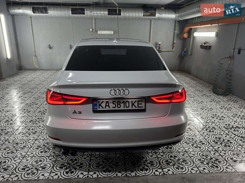 Седан Audi A3 2015 в Вишневом фото 3 Седан Audi A3 2015 в Вишневом