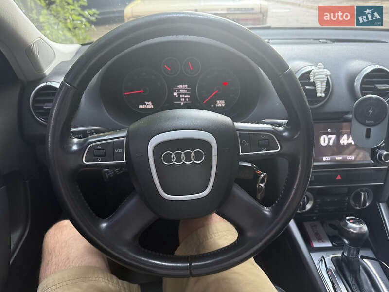 Хетчбек Audi A3 2012 в Дніпрі