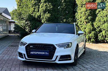 Седан Audi A3 2016 в 
