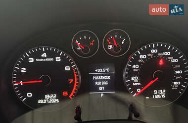 Хетчбек Audi A3 2012 в 