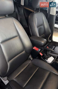 Хетчбек Audi A3 2012 в 