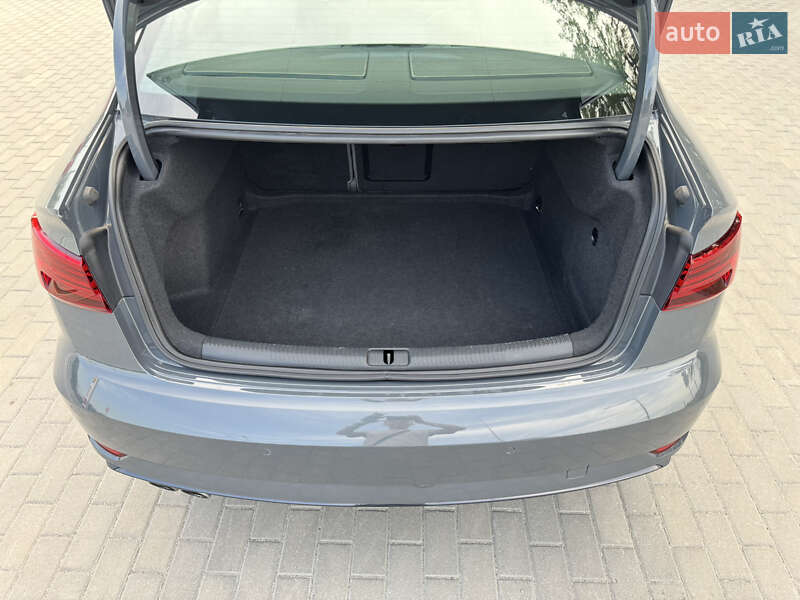 Седан Audi A3 2020 в Запорожье