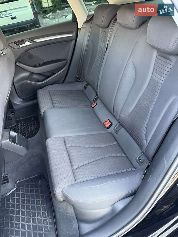 Хэтчбек Audi A3 2015 в Павлограде