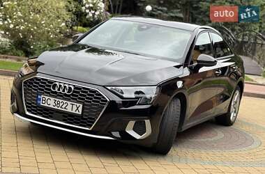 Седан Audi A3 2023 в 