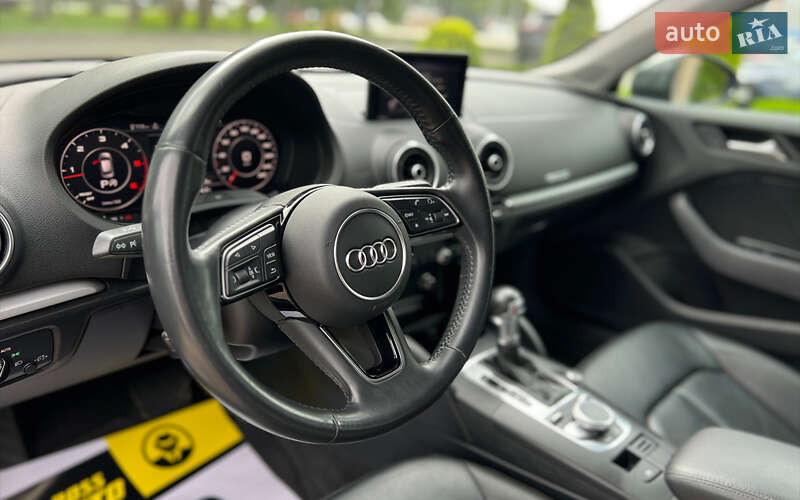 Хэтчбек Audi A3 2019 в Львове