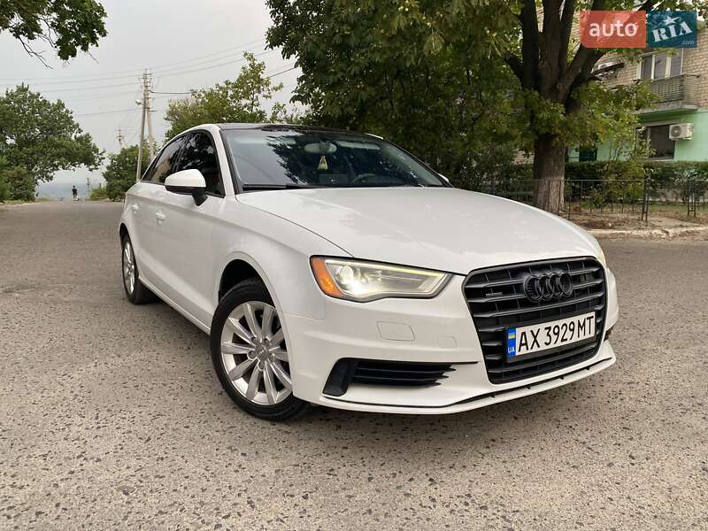Седан Audi A3 2015 в Балаклее