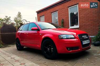 Хэтчбек Audi A3 2005 в 