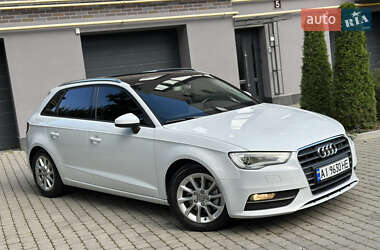 Хэтчбек Audi A3 2016 в 