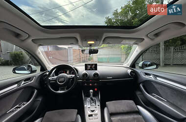 Хэтчбек Audi A3 2016 в 