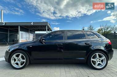 Хэтчбек Audi A3 2009 в 