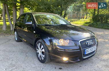 Хэтчбек Audi A3 2005 в 