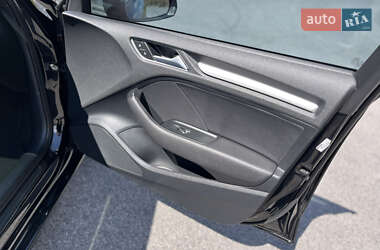 Седан Audi A3 2015 в 