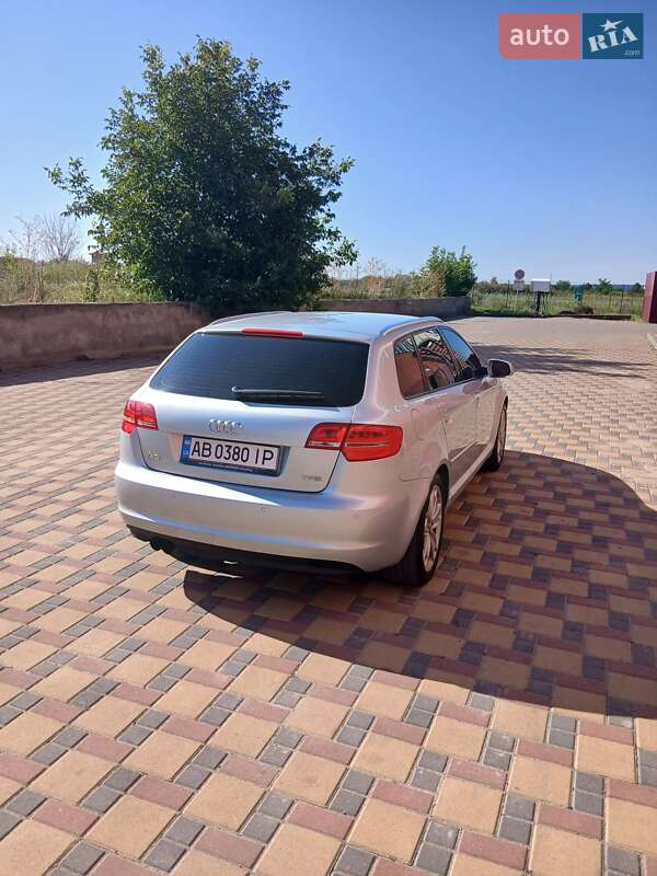 Хэтчбек Audi A3 2012 в Гайсине