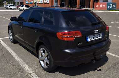 Хэтчбек Audi A3 2010 в 