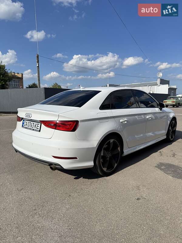 Седан Audi A3 2016 в Каменке