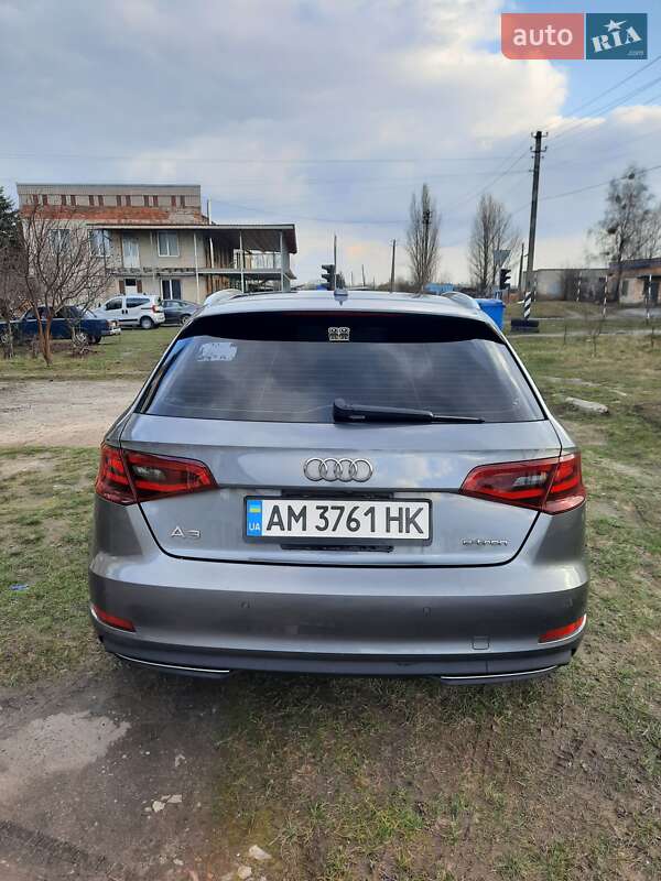 Хэтчбек Audi A3 2015 в Житомире фото 4 Хэтчбек Audi A3 2015 в Житомире