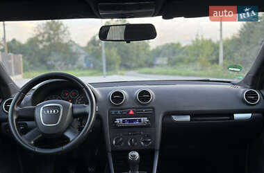 Хэтчбек Audi A3 2006 в 
