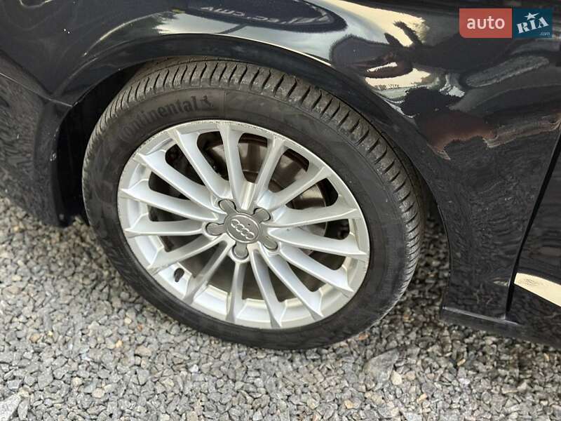 Седан Audi A3 2014 в Хмельницькому