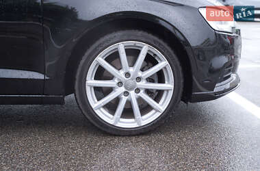 Седан Audi A3 2015 в 