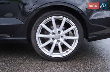 Седан Audi A3 2015 в 