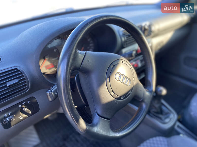 Хэтчбек Audi A3 2000 в Виннице