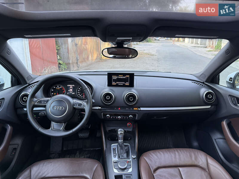 Седан Audi A3 2014 в Одессе