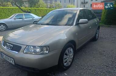 Хэтчбек Audi A3 2003 в 