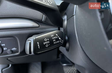 Седан Audi A3 2015 в 