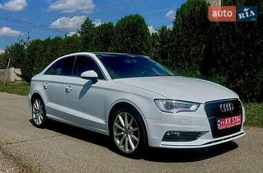 Седан Audi A3 2015 в Днепре