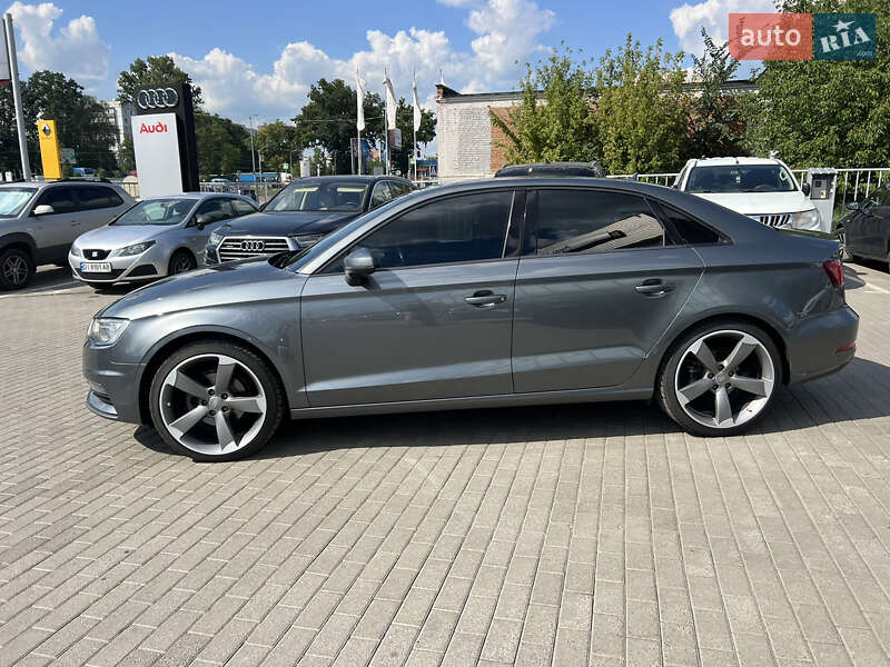 Седан Audi A3 2016 в Полтаві