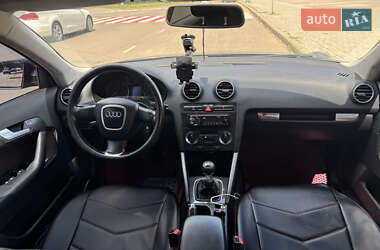 Хэтчбек Audi A3 2005 в 