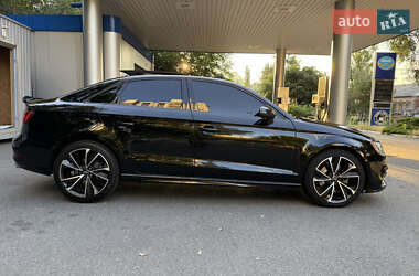 Седан Audi A3 2014 в 