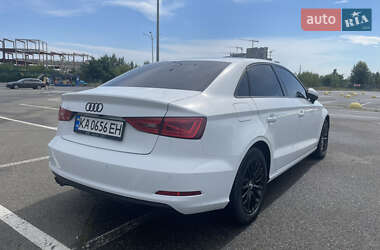 Седан Audi A3 2016 в 