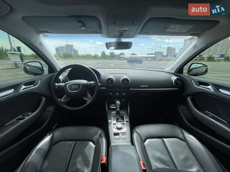 Седан Audi A3 2016 в Києві