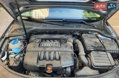 Хэтчбек Audi A3 2005 в Киеве