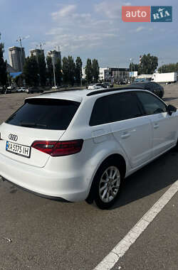Хэтчбек Audi A3 2016 в 
