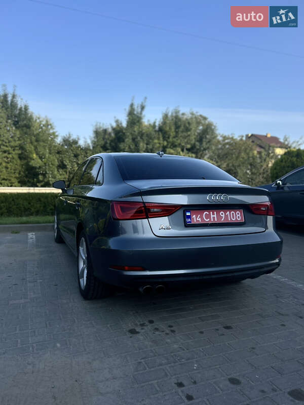 Седан Audi A3 2016 в Львове