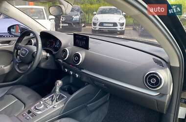 Седан Audi A3 2015 в 