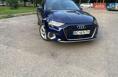 Седан Audi A3 2022 в Львове