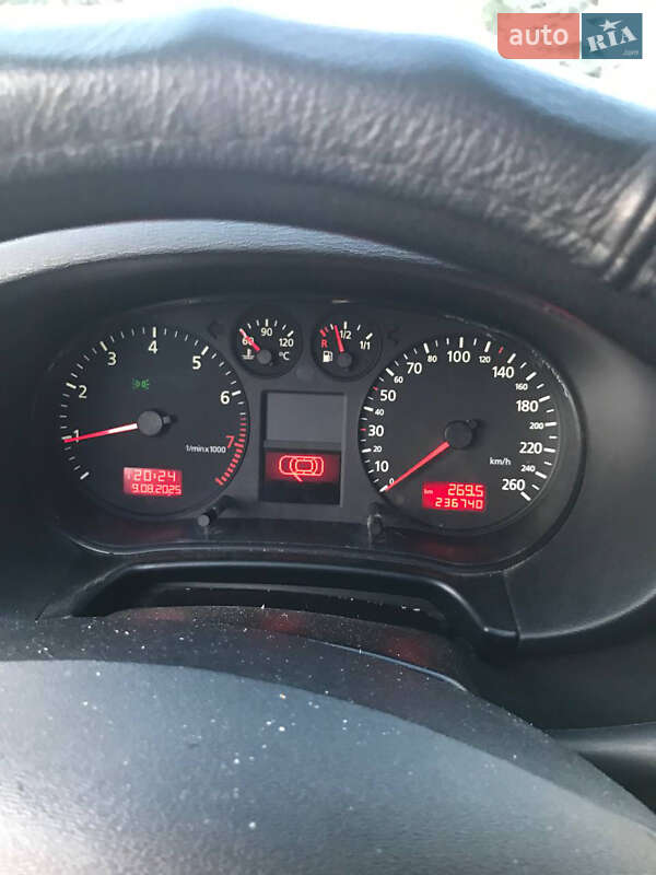 Хэтчбек Audi A3 2000 в Богородчанах