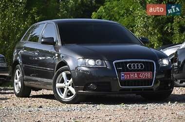 Хэтчбек Audi A3 2007 в 