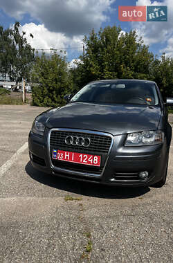 Хэтчбек Audi A3 2007 в 