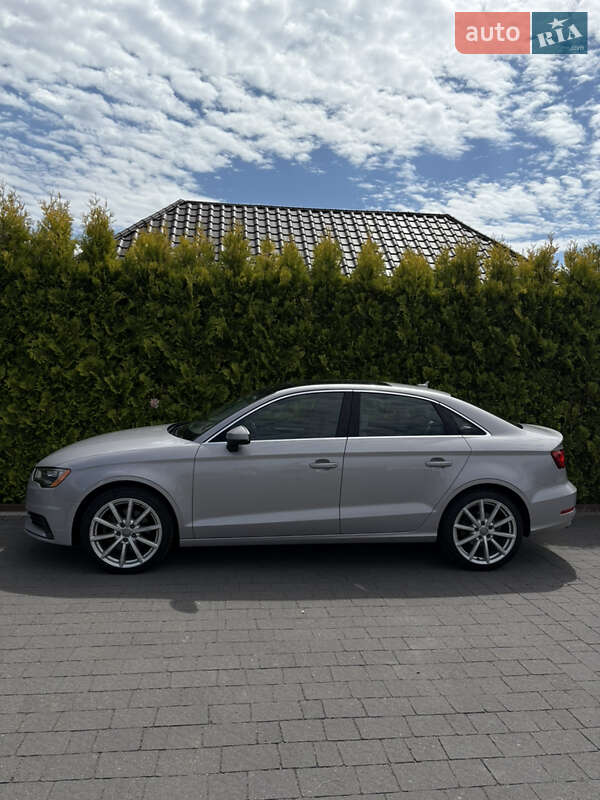 Седан Audi A3 2014 в Львове