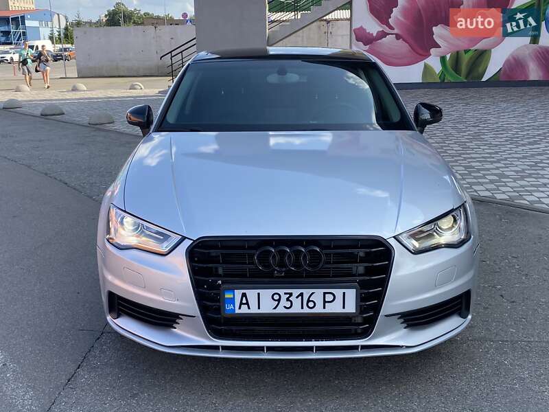 Седан Audi A3 2014 в Киеве