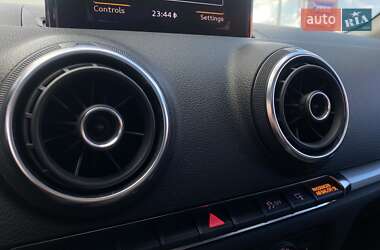 Седан Audi A3 2014 в 